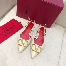 Valentino flat shoes